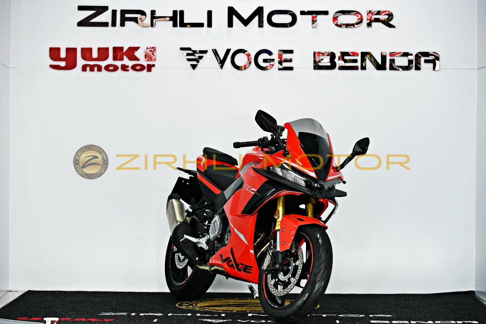 ZIRHLI MOTOR 2024 VOGE 525RR 